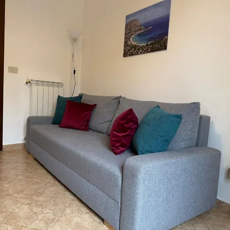 Apartament Gigi's *